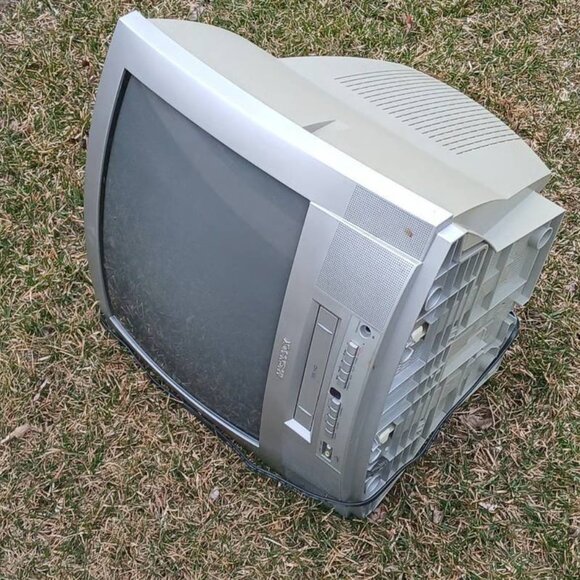 Other - Magnavox MC192DMG01 Combo Electronic Television VHS 19 "